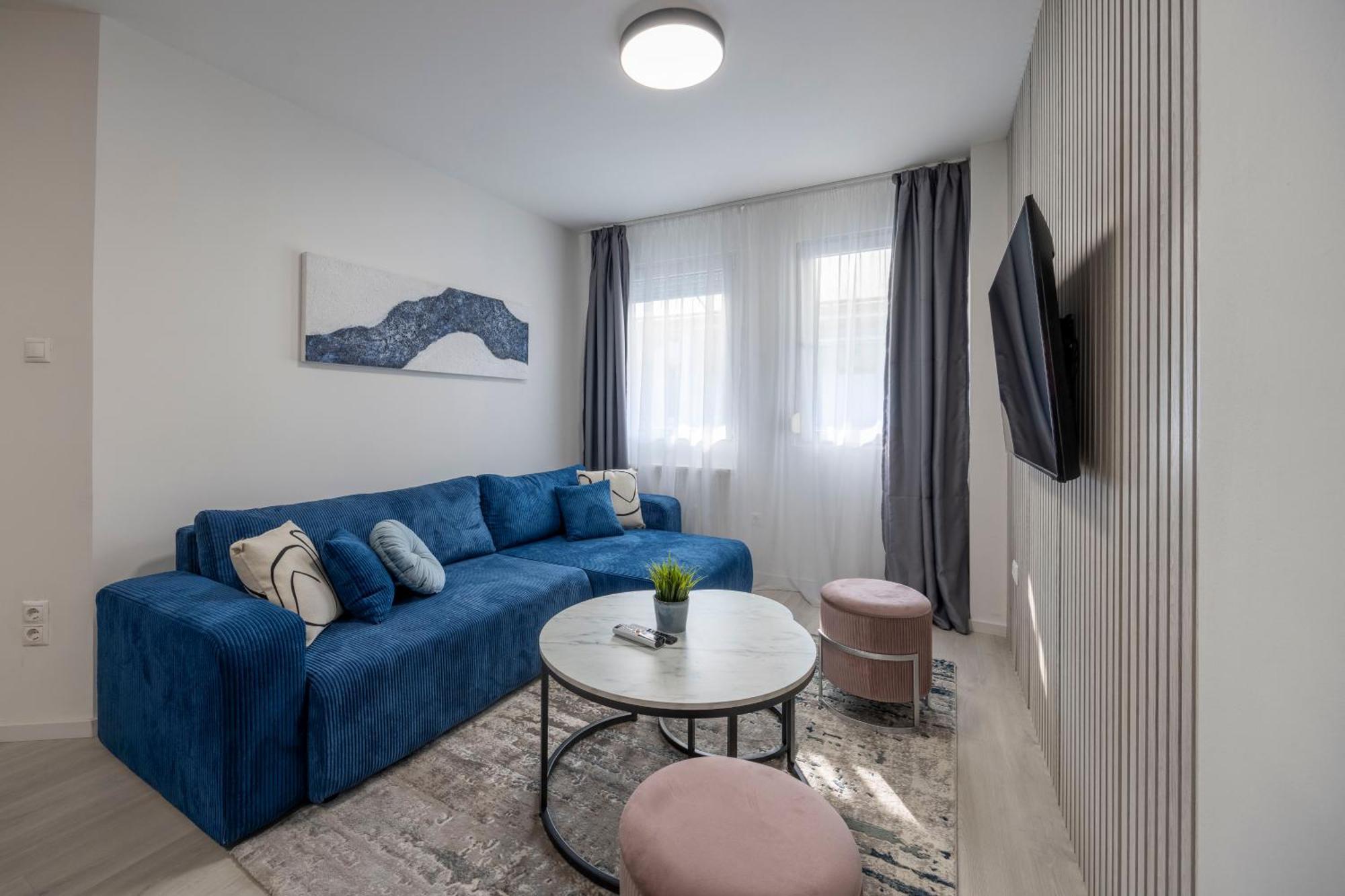 Deluxe & Minimalistic In The Heart Of Budapest